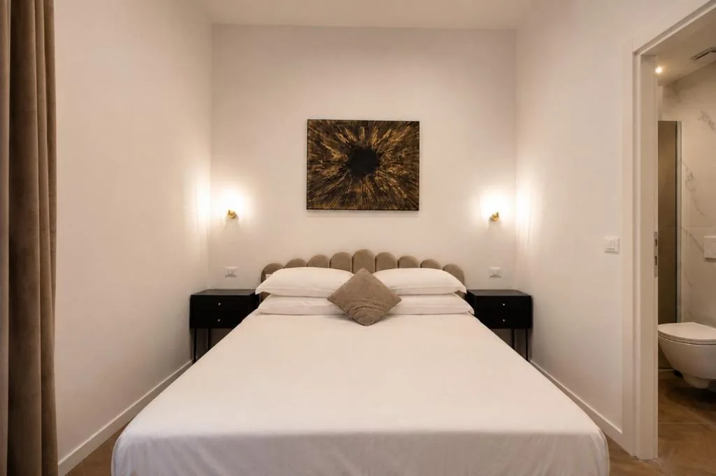 Deluxe Room — Ventuno Dei Luxury Suites Via Cola di Rienzo