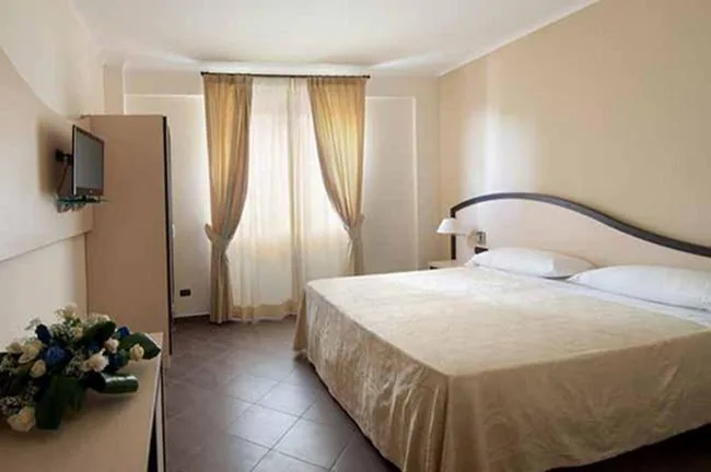 Deluxe Room — Villa Icidia