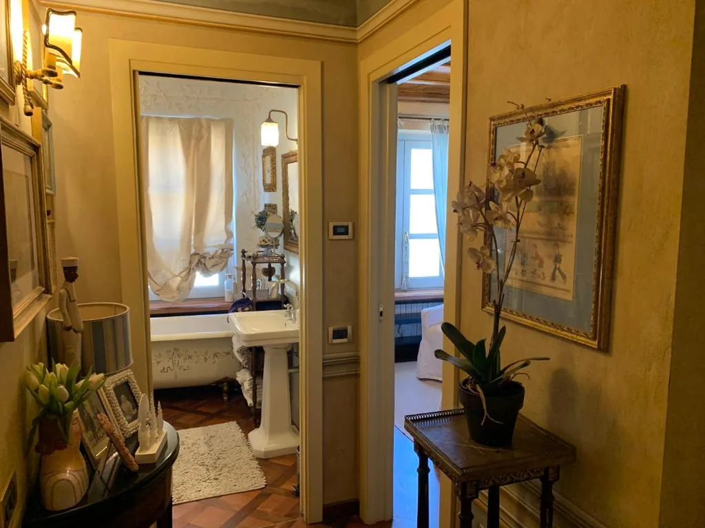 Camera di charme in centro storico — foto 3