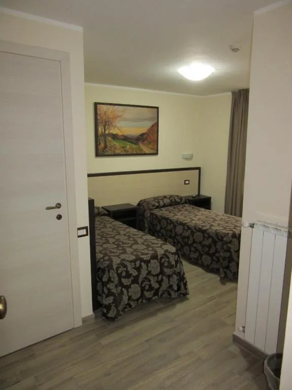 Double Room with Single Beds — Affittacamere Al Cantoun