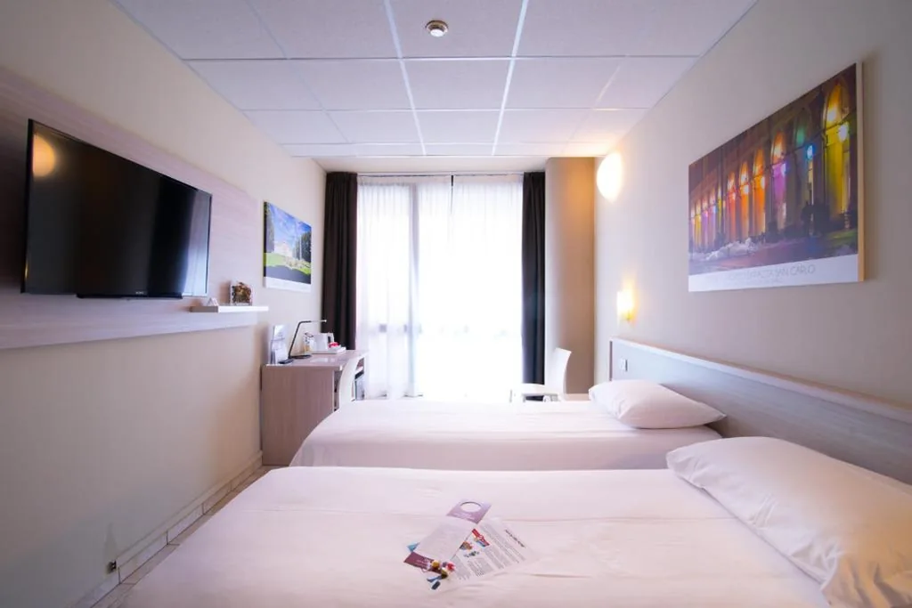 Camera Doppia con Letti Singoli — Best Quality Hotel Politecnico