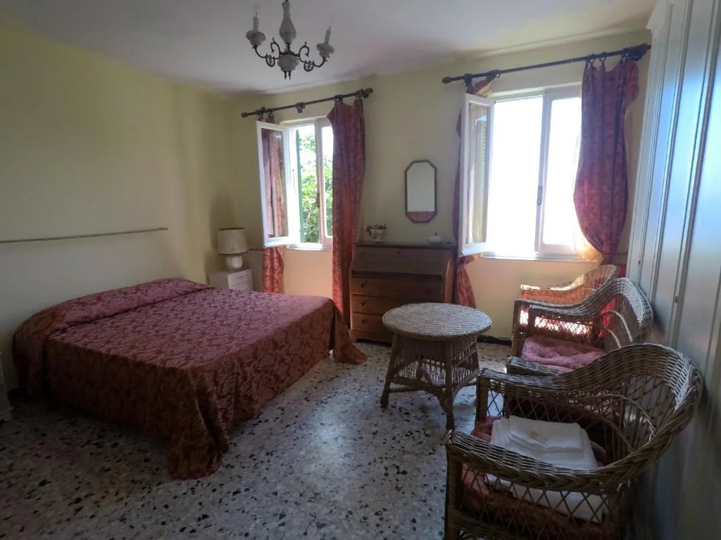 Camera Doppia con Letti Singoli — Cinqueterre Holidays