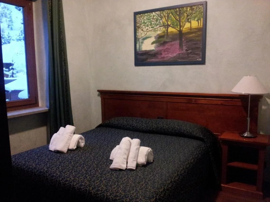 Camera Doppia con Letti Singoli con Accesso Disabili — Hotel Clari
