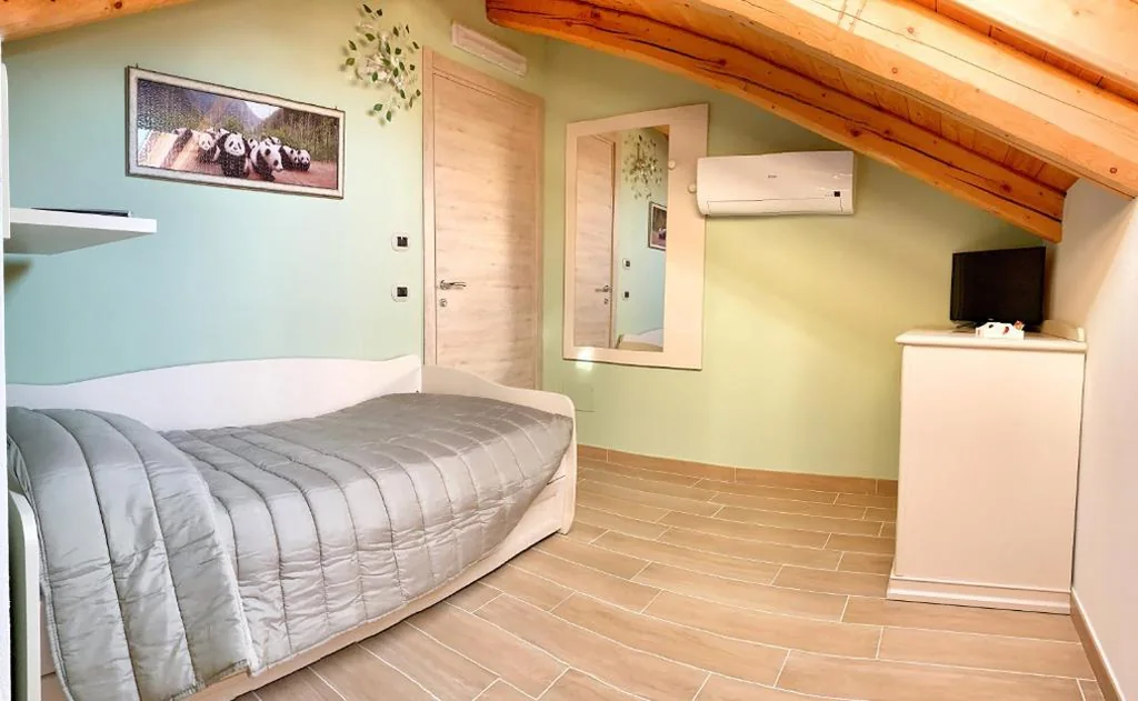 Double Room with Single Beds and External Private Bathroom — Il Bambuseto