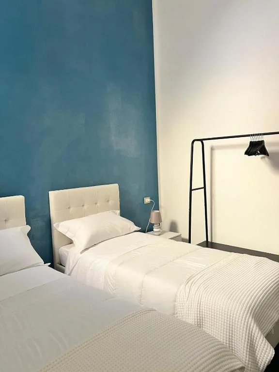 Twin Room with Private Bathroom — Casa Procida