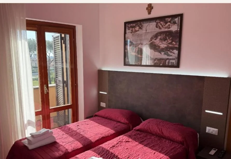 Twin Room with Bathroom — Villa Due Leoni – Casa Per Ferie