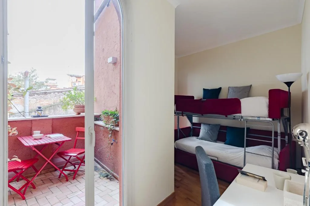 Twin Room with Balcony — Residenza del Cedro