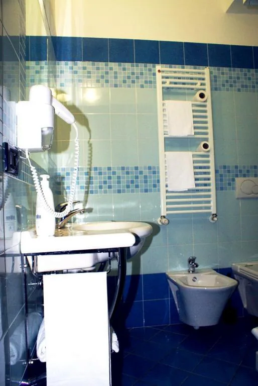 Camera Doppia con Letti Singoli — Eco Art Hotel Statuto