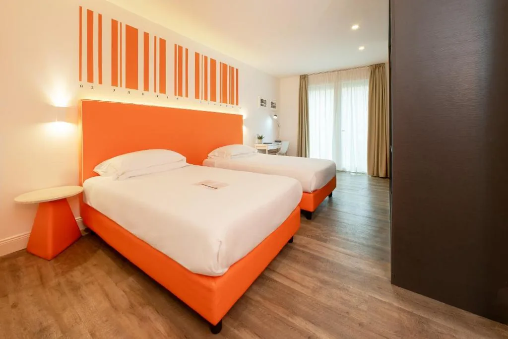 Camera Doppia con Letti Singoli — Hotel Al Campanile – Luxury Suites & Apartments