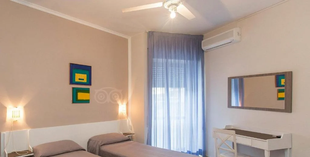 Twin Room — Hotel Anna