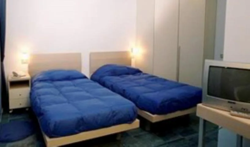 Camera Doppia con Letti Singoli — Hotel Balbo
