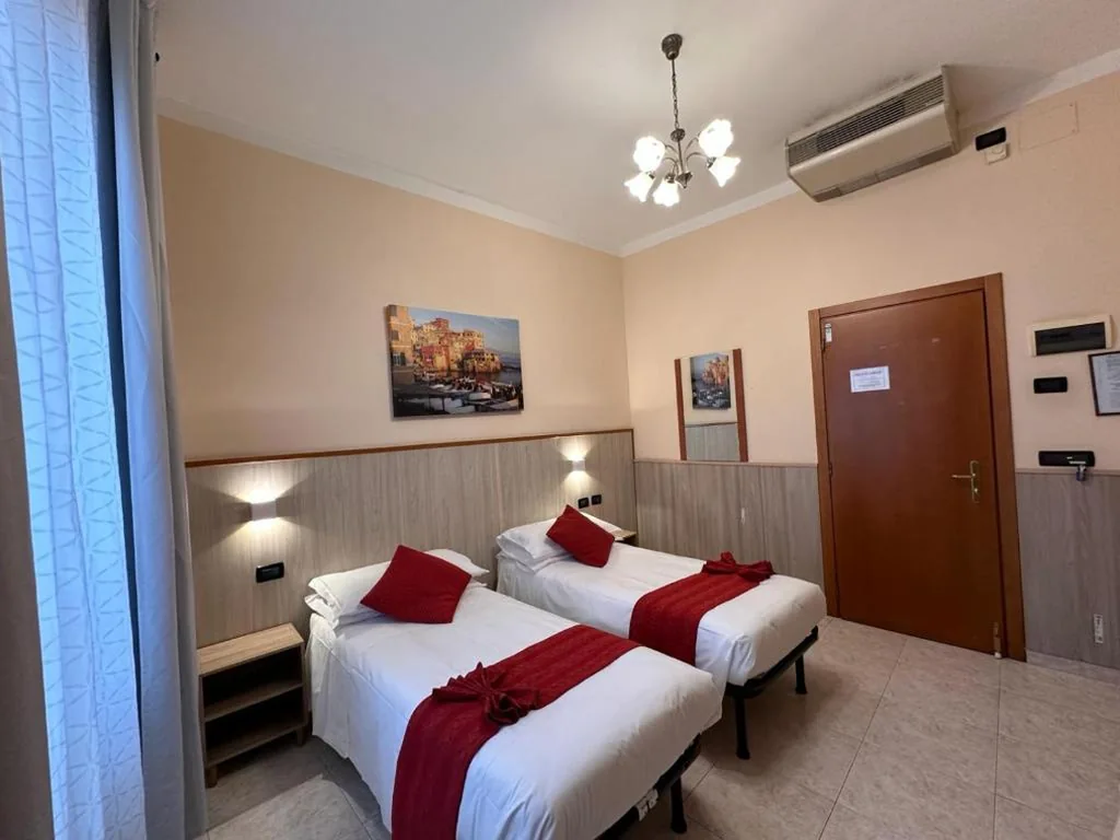 Twin Room — Hotel Galata