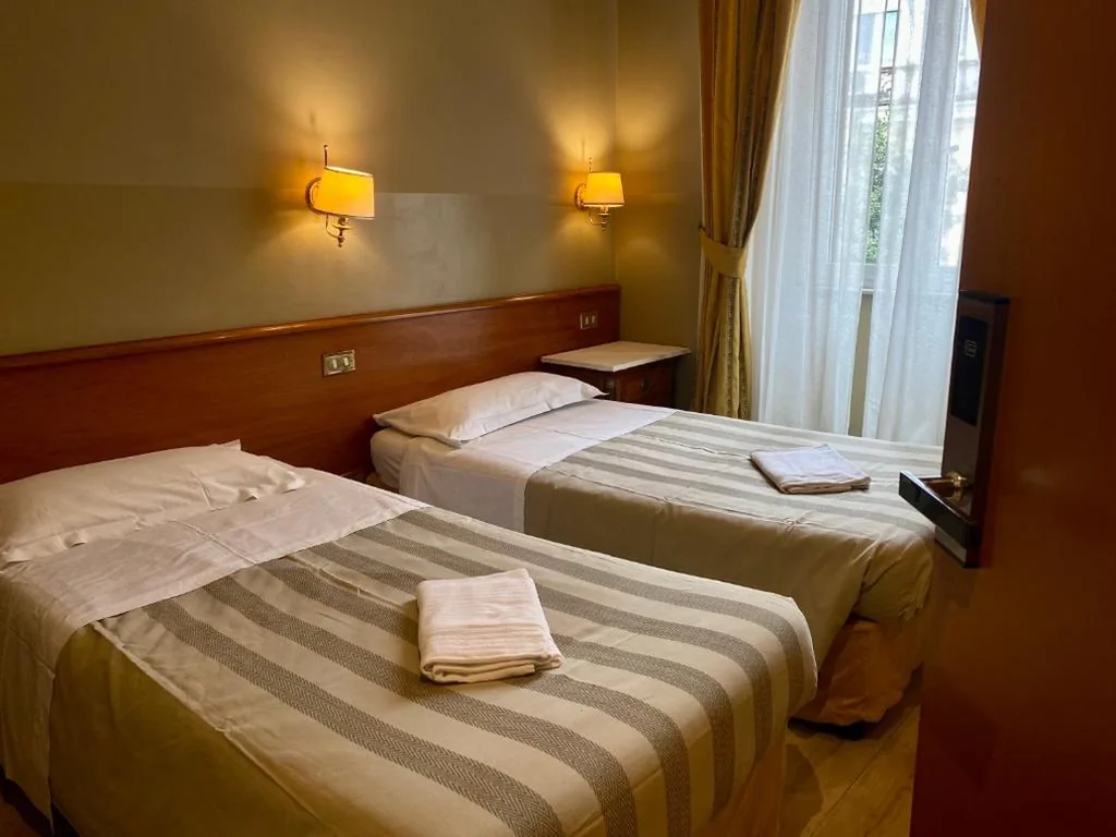 Twin Room — Hotel Giolitti