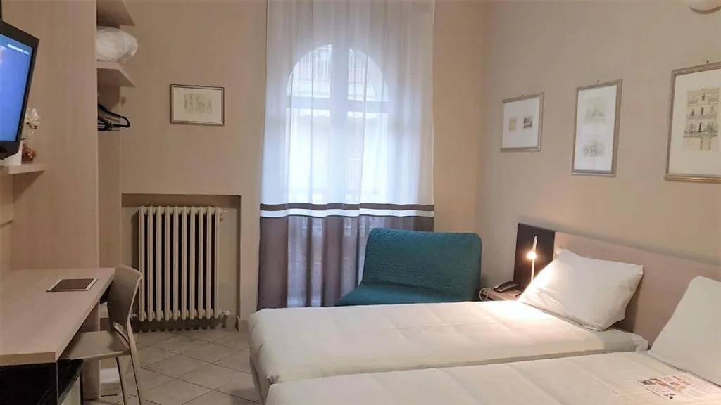 Twin Room — Hotel Gran Torino
