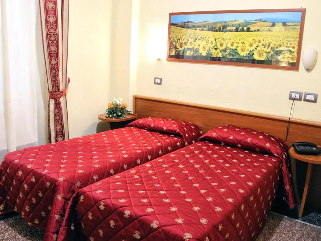 Twin Room — Hotel Helvetia
