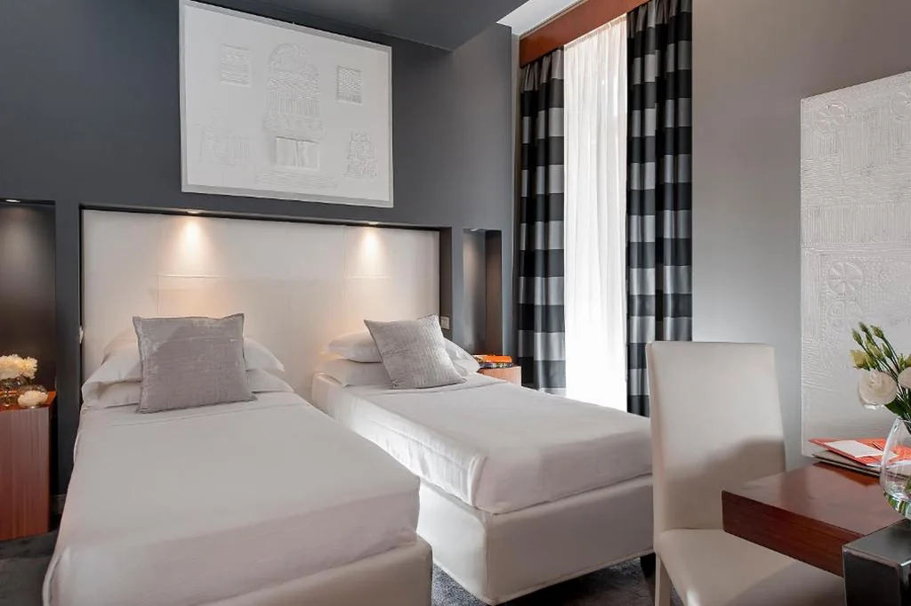 Camera Doppia con Letti Singoli — Hotel Metropolis
