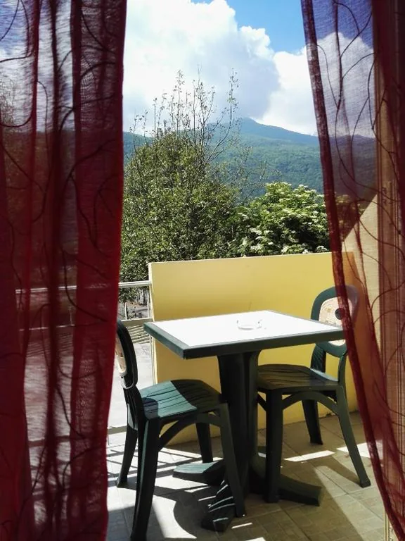 Double Room with Single Beds — Hotel Paradise