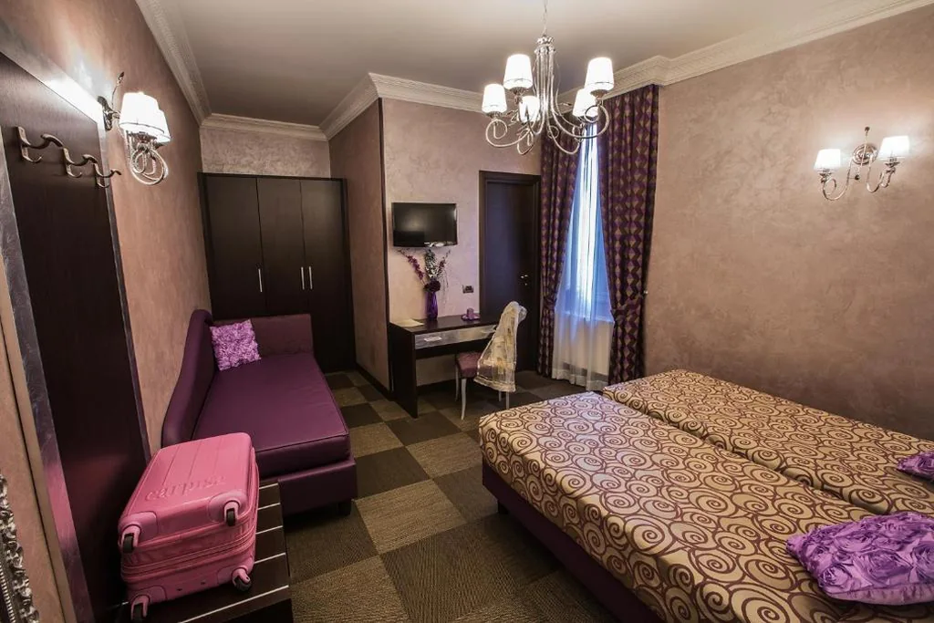 Double Room with Single Beds — Hotel Romano