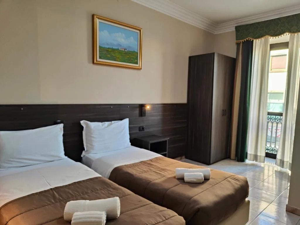 Twin Room — Hotel Romano