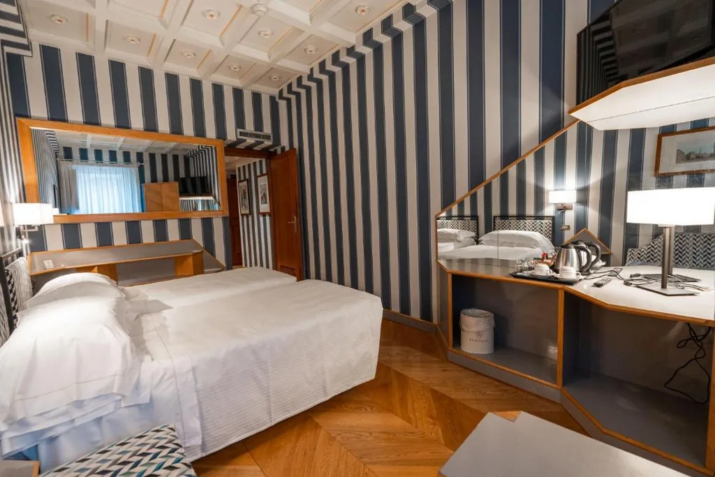 Twin Room — Hotel S. Anna