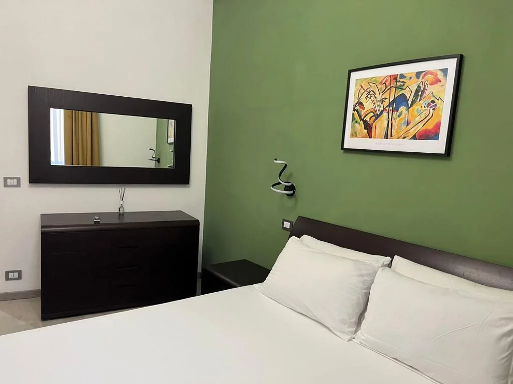Camera Doppia con Letti Singoli — Vatican Museum Scipioni BED & Breakfast