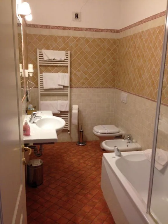 Economy Double/Twin Room — Hotel Barolo