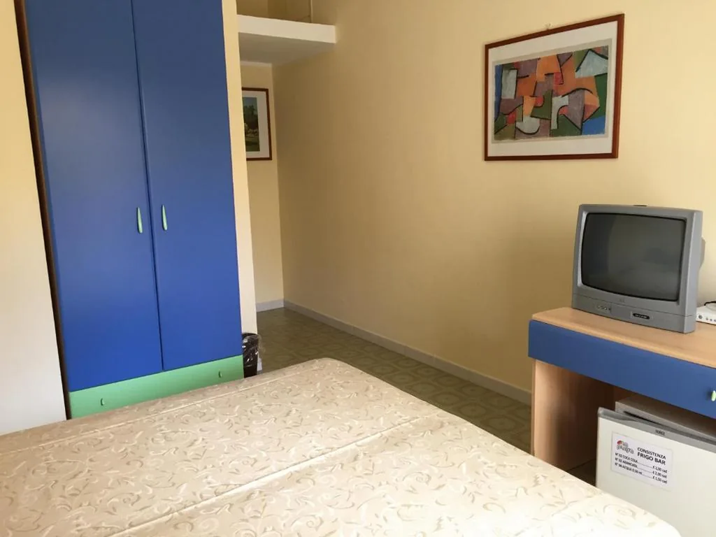 Economy Double/Twin Room - Annexe — Hotel La Playa
