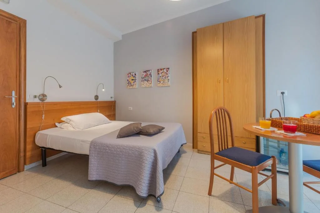 Economy Double/Twin Room — Hotel Viterbo Inn