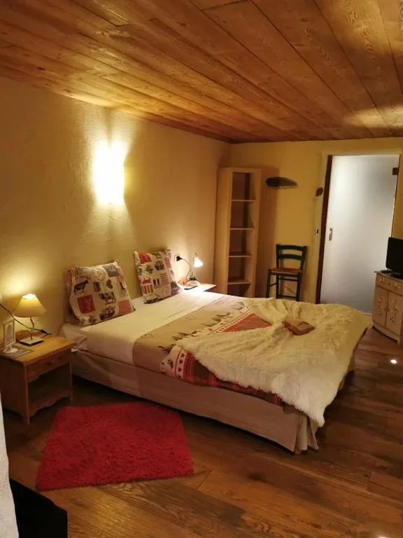 Economy Double/Twin Room — Maison Le Cler