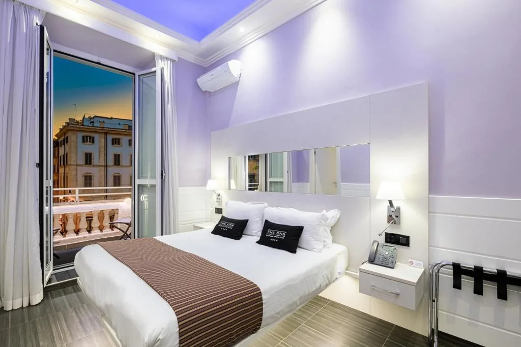 Camera Executive con Balcone — THE ONE Boutique Hotel & Private SPA Roma