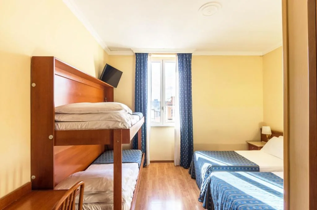 Camera Familiare (2 Adulti + 1 Bambino) — Hotel Tempio Di Pallade