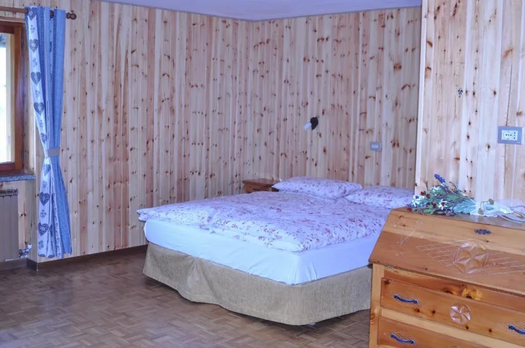 Camera Familiare (2 Adulti + 2 Bambini) — Hotel Flora Alpina