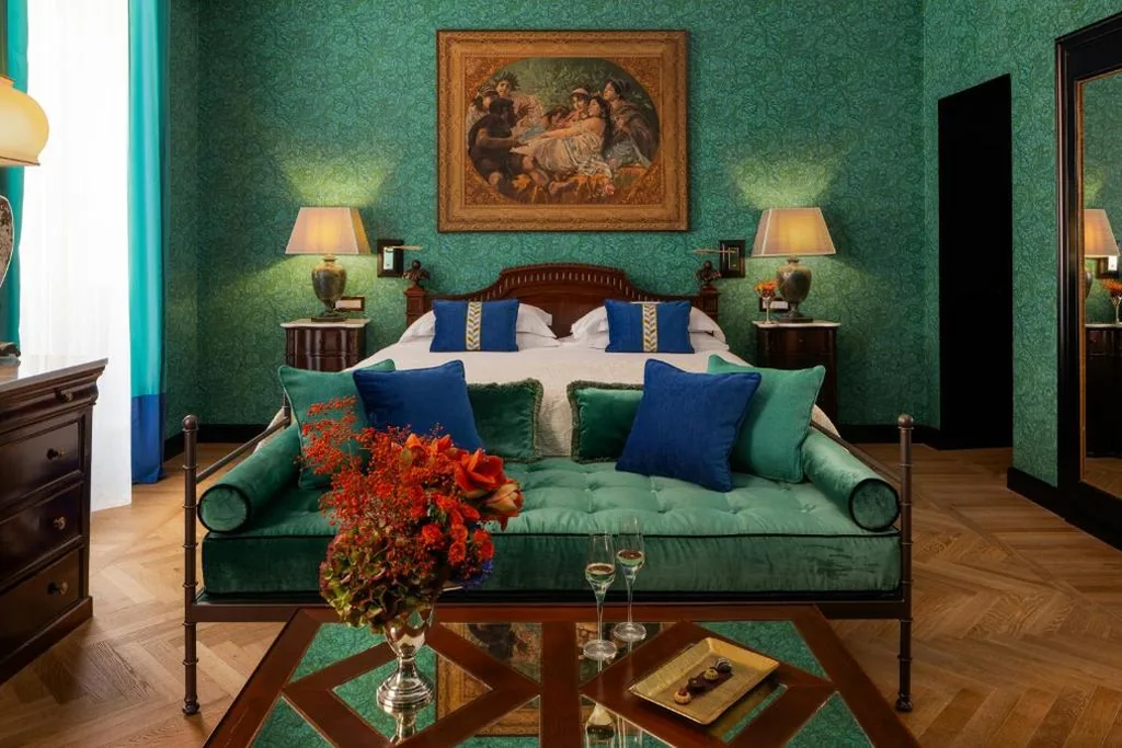 Camera Familiare Comunicante — Hotel d’Inghilterra Roma – Starhotels Collezione