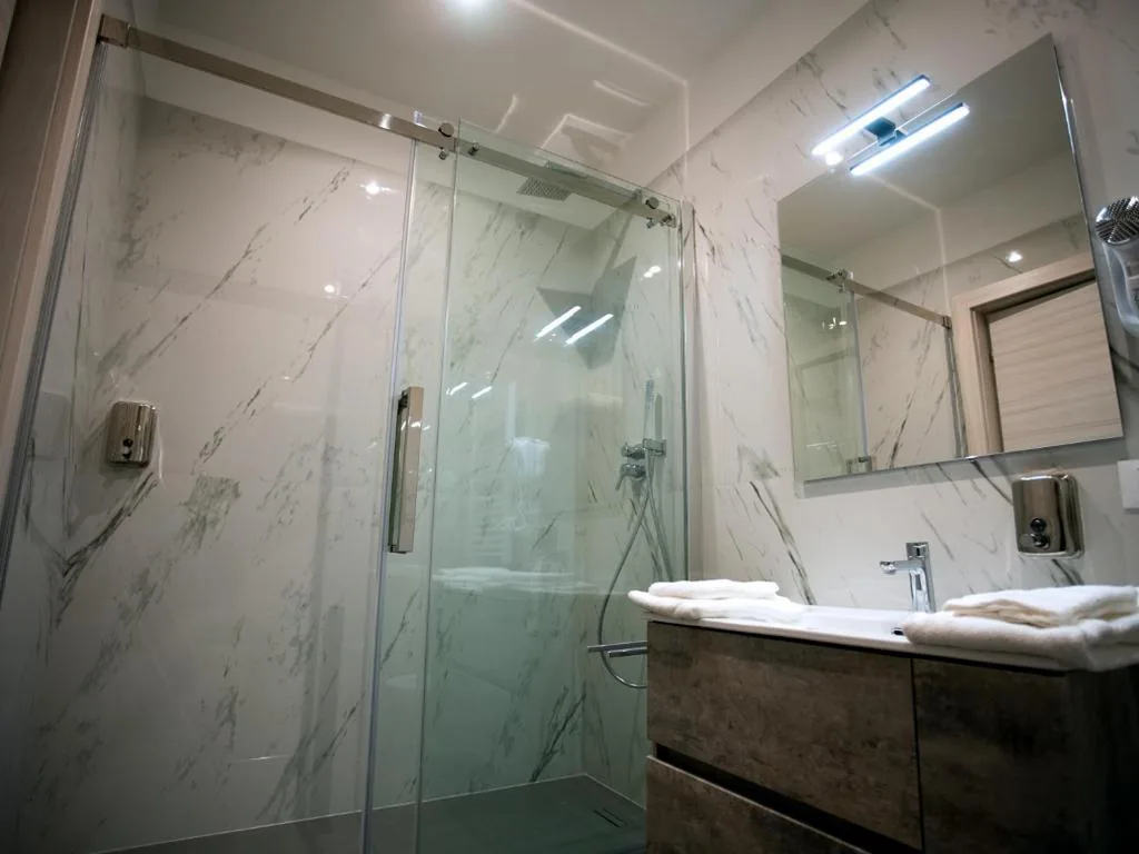 Family Room with Private Bathroom — Anastasio Vatican Rooms G H