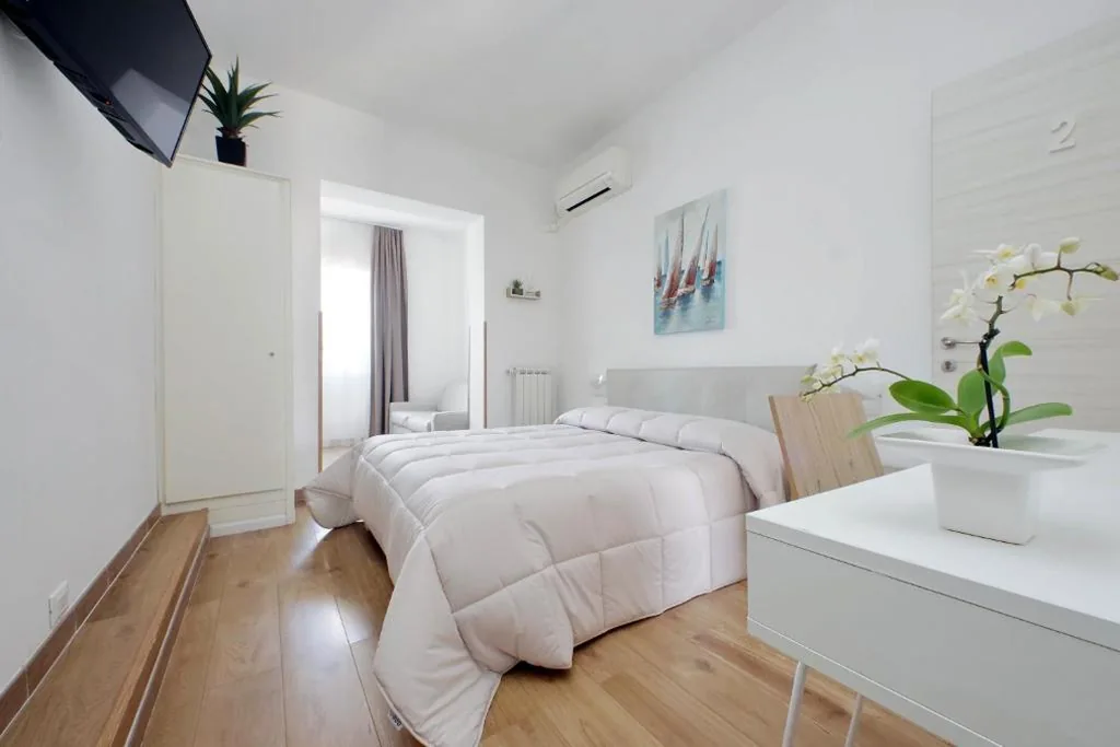 Family Room with Private Bathroom — B&B Felicioni