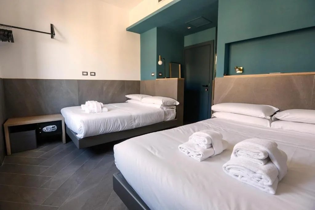 Family Room with Private Bathroom — Ottaviano Smart Rooms