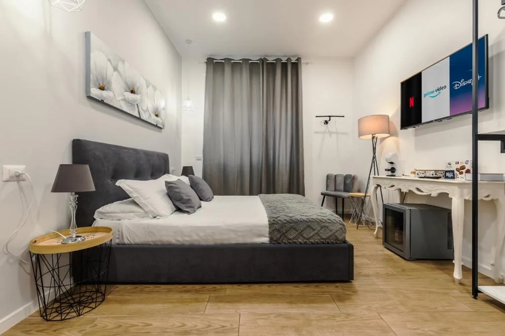 Family Room with Private Bathroom — Prati Sweet Home