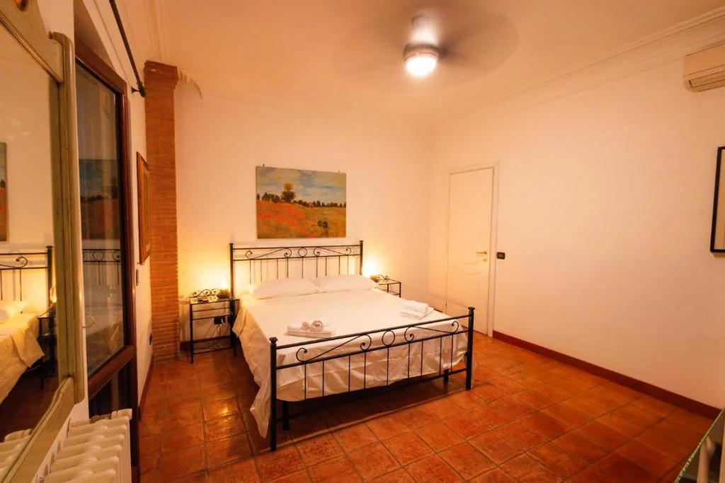 Family Room with Private Bathroom — Villa Aureliana with pool near San Peter