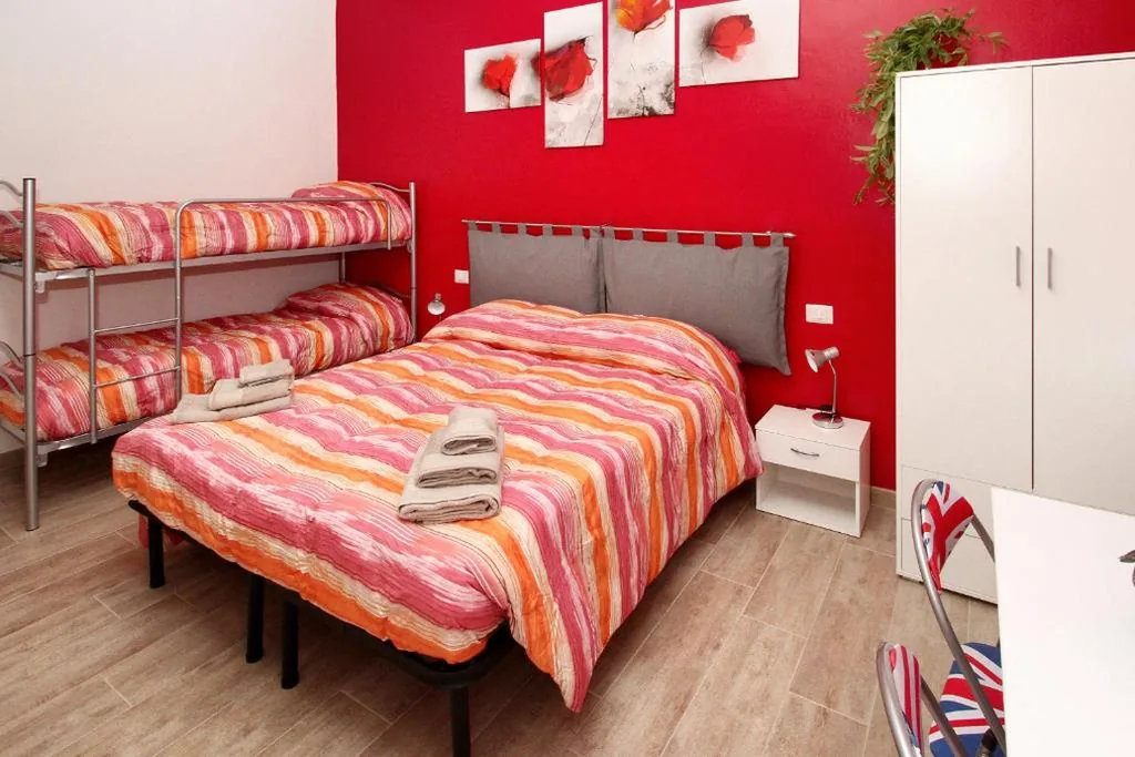 Camera Familiare con Balcone — B&B Il Rosso e il Blu