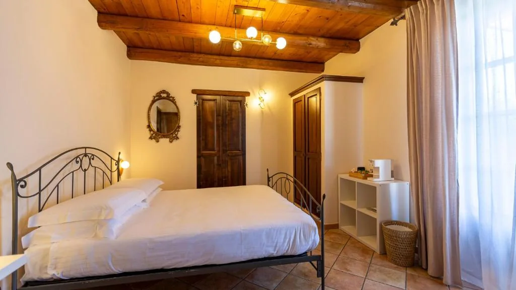 Camera Familiare con Balcone — La Fornace – Rooms & Pool
