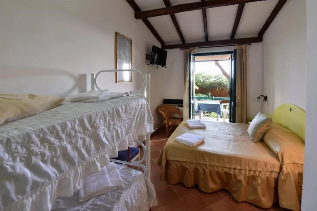 Family Room with Sea View — Hotel Club Torre Capovento