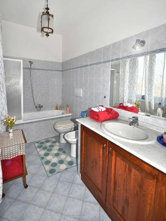 Family Room with Mountain View — La Rondinella