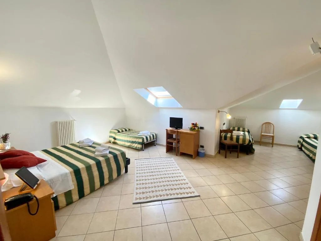 Camera Familiare Deluxe — Albergo Villa Ada