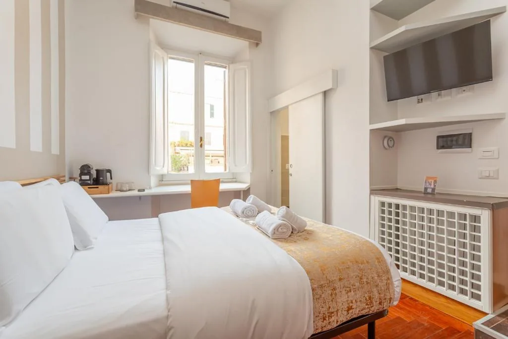 Deluxe Family Room — Easybnb – Dea Roma