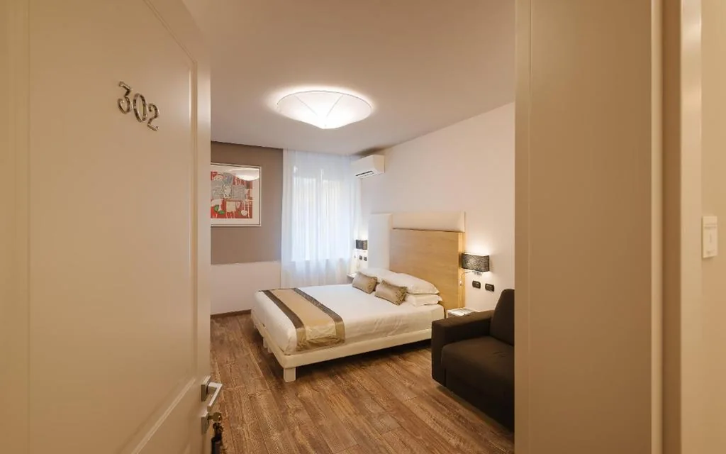 Camera Familiare Deluxe — Etruska luxury Trastevere Guesthouse
