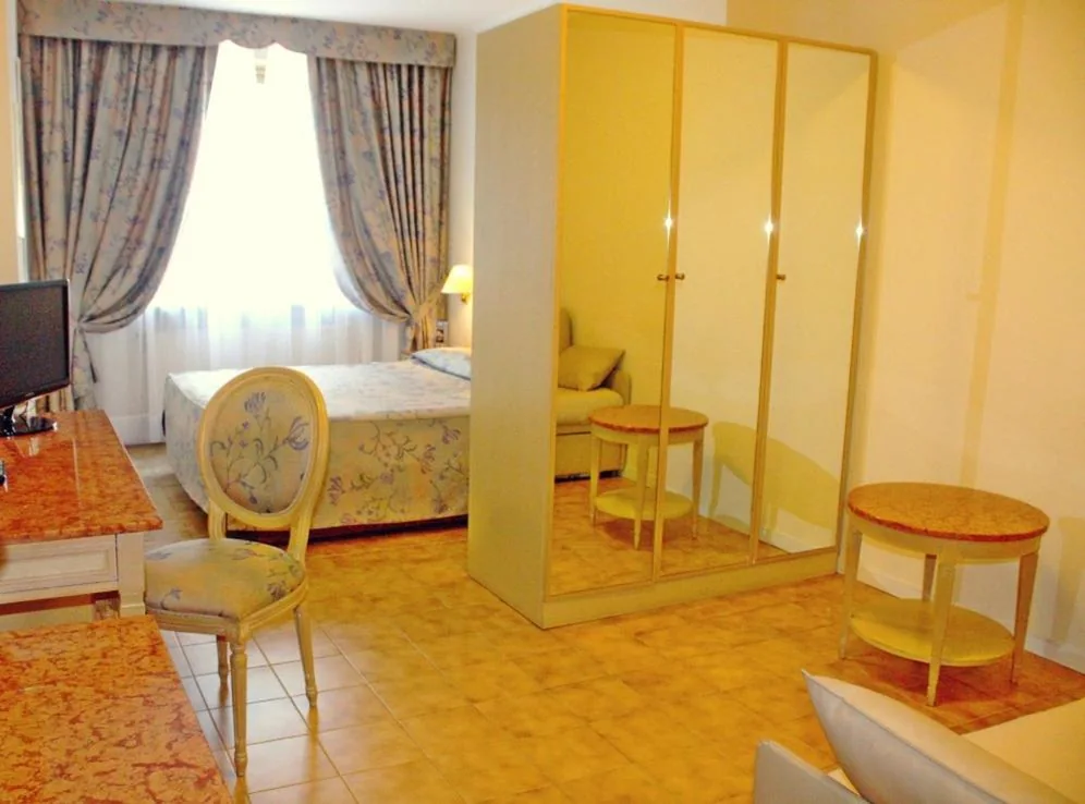 Camera Familiare — Ena Hotel