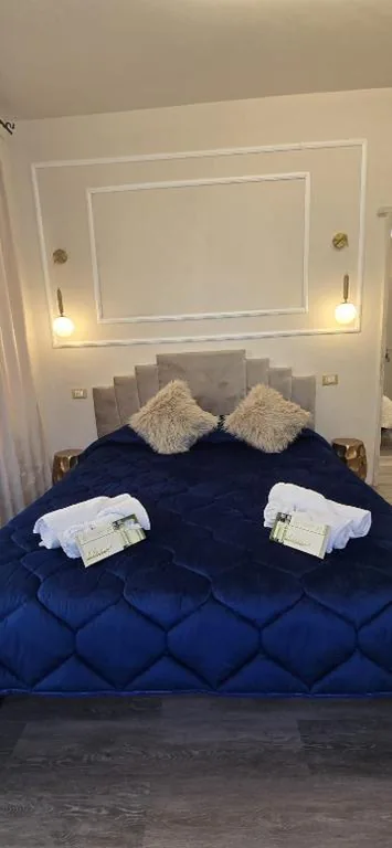 Camera Familiare — Glint House Prestige