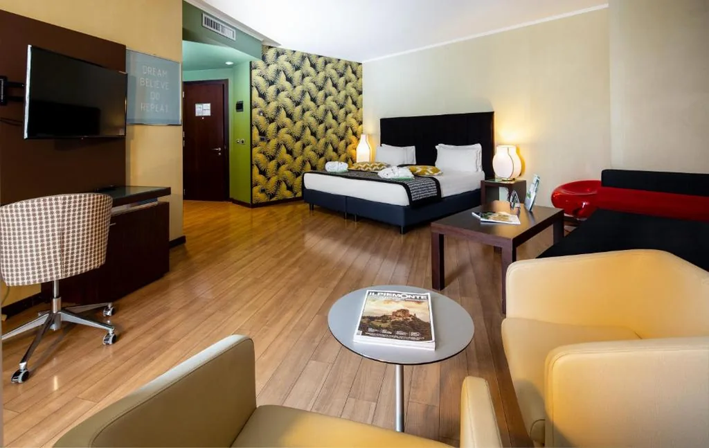 Family Room — Holiday Inn Turin Corso Francia by IHG