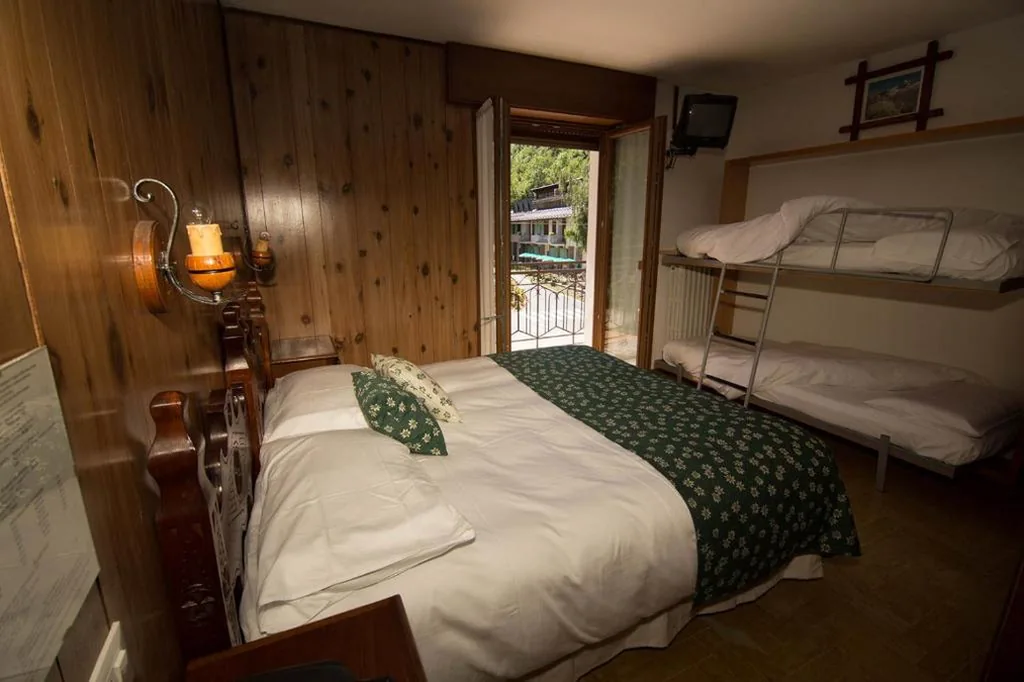 Camera Familiare — Hotel Edelweiss