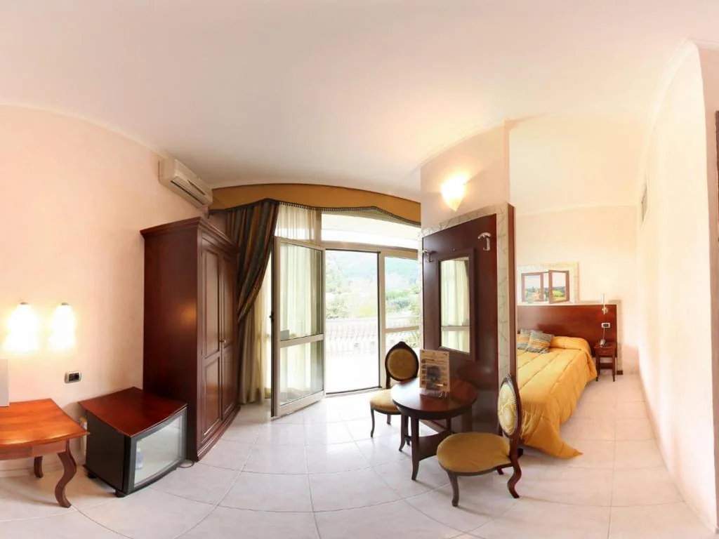 Camera Familiare — Hotel La Pace – Experience